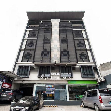 Oyo 136 Regal Residences เกซอนซิตี้ ภายนอก รูปภาพ