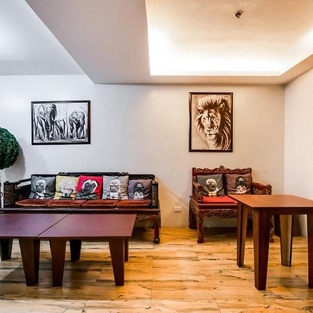 Oyo 136 Regal Residences เกซอนซิตี้ ภายนอก รูปภาพ